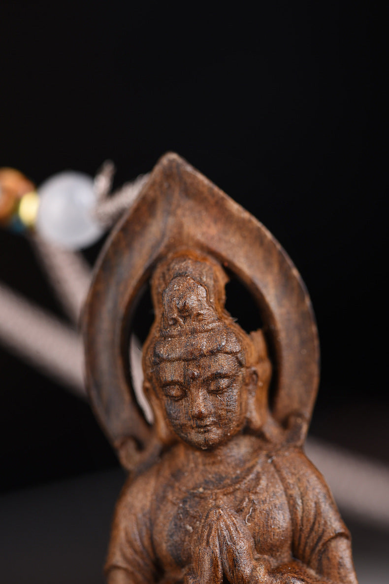 Sandalwood Guanyin Pendant – Seated Bodhisattva of Compassion